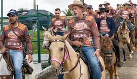 Cavalgada em Maribondo reforça tradição e articulação política