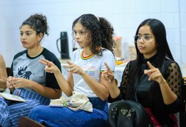 Secretaria de Educação oferece últimas vagas para curso gratuito de Libras