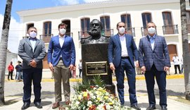 Homenagens marcam os 132 anos da proclamação da República em Marechal Deodoro