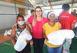 Prefeitura realiza a entrega de 1500 cestas básicas para pescadores e marisqueiras