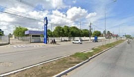 Homem é baleado em atentado a tiros perto do pátio do Detran em Maceió