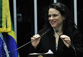 Janaina Pachoal fala sobre ser cotada para vice de Bolsonaro