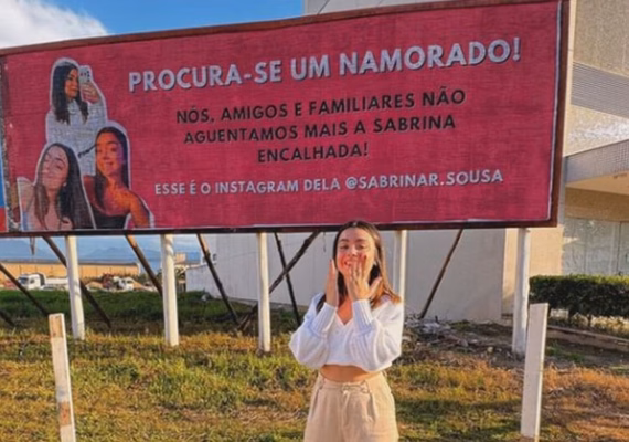 “Procura-se um namorado”: família de jovem de SC faz “apelo” inusitado em outdoor