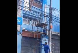 Trabalhador foi resgatado após sofrer choque elétrico no centro de Maceió