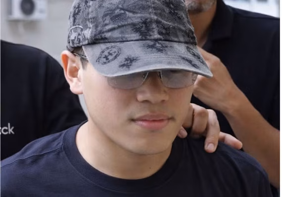 Foragido por estupro coletivo no RJ se entrega à polícia