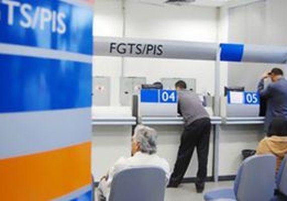 Ministério estuda medidas para aumentar rentabilidade do FGTS