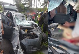 Motorista fica ferido após colisão entre carro e ônibus na Pescaria