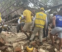 Galpão desaba no Jaraguá e deixa 4 pessoas feridas