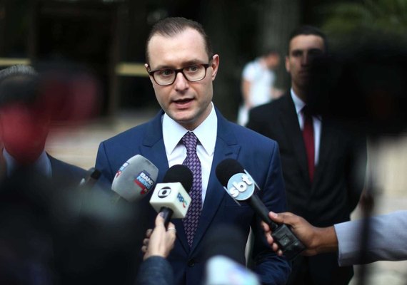 Defesa pede outra vez a tribunal da Lava Jato que Lula deixe prisão