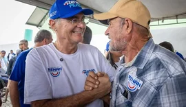Renan Calheiros vota em Maceió e comenta eleição em Alagoas