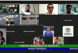 Vereador volta atrás na concessão de título a Bolsonaro