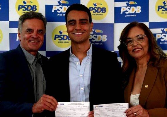 JHC rompe com PL, filia-se ao PSDB e assume vice-presidência nacional da sigla