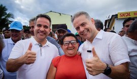 Recebido por multidão, Renan Filho exalta potencial da Ilha do Ferro