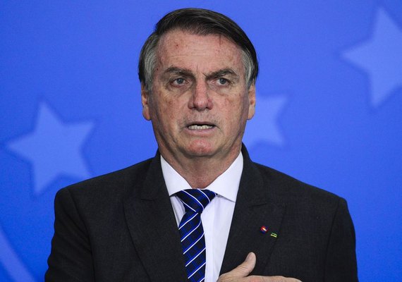 Presidente Jair Bolsonaro assina filiação ao Partido Liberal