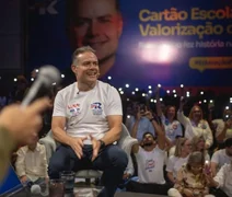 Renan Filho reúne setor da saúde para discutir propostas em Maceió