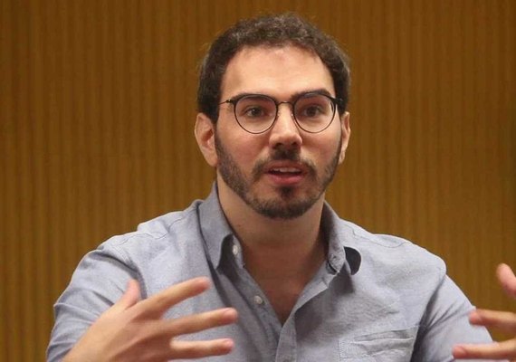 Pré-candidato a deputado usa Tinder para fazer campanha