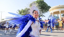 208 anos de Alagoas: Desfile Cívico reúne multidão e homenageia Nise da Silveira