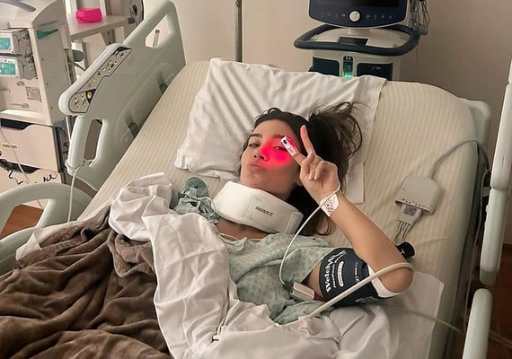 Bianca Andrade recebe alta hospitalar após acidente de carro