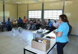 Criadores de assentamentos recebem capacitação sobre criação de galinha caipira