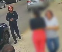 Vídeo: bandido usa arma falsa para assaltar família com bebês e acaba rendido
