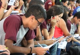 Escolas estaduais intensificam preparativos para o Enem
