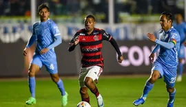 Flamengo avança na Libertadores mesmo com derrota para o Bolívar