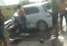 Acidente deixa uma pessoa morta e duas feridas na AL-423, em Delmiro Gouveia