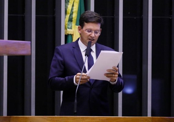 Governo nomeia deputado João Roma como novo ministro da Cidadania