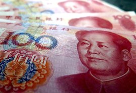 China busca reequilíbrio econômico com estímulos internos e valorização do cambial