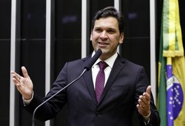 Isnaldo Bulhões salva obra do Canal do Sertão de AL