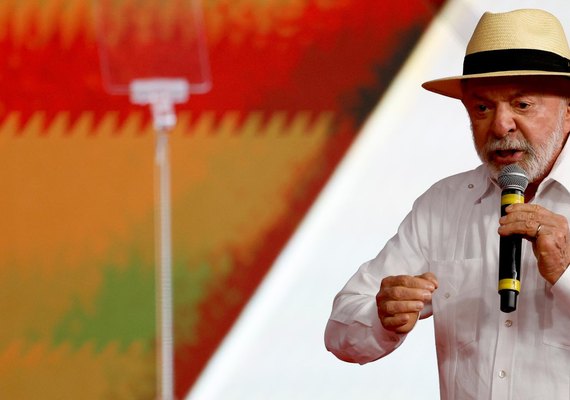 Tarifas dos EUA ampliam disputa sobre soberania digital brasileira