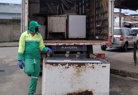 Vigilância apreende mais de 300 quilos de carne podre na Feirinha do Tabuleiro
