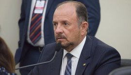 Antônio Albuquerque consegue segundo partido e fortalece “candidatura ao governo”