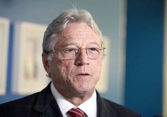 Téo Vilela pode disputar governo de Alagoas