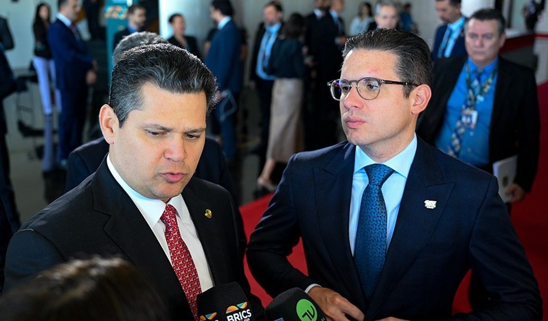 Davi, Motta e pupilos ajudam a 'legalizar' golpismo disfarçado com nome de 'dosimetria'