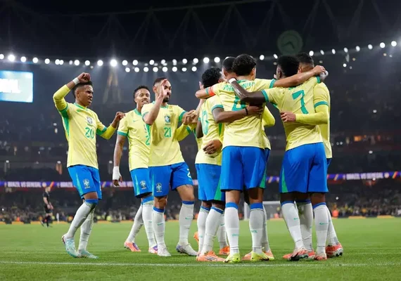 Brasil enfrenta o Panamá em último jogo no país antes da Copa