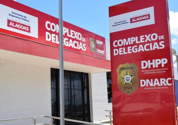 Homem é preso após agredir pais e causar AVC no pai em Maceió