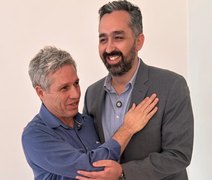 Basile Christopoulos recebe apoio do ministro Paulo Teixeira em Maceió