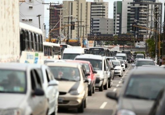 Veículos com placas de final 7 e 8 devem quitar IPVA até 31 de maio