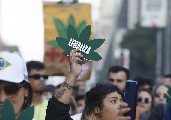 STF retoma julgamento sobre o porte de maconha para uso pessoal