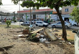 Prefeitura de Maceió elimina ponto de descarte irregular de lixo na Jatiúca