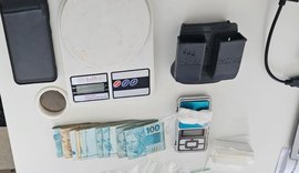 Polícia Militar realiza Operação Bastida e apreende drogas e R$ 11 mil em Penedo