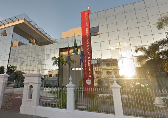 Renan Filho e JHC têm primeira reunião