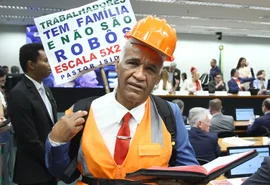 “Trabalhador precisa fazer sexo em paz”, afirma deputado ao criticar escala 6x1