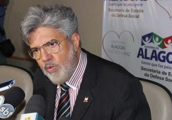 Ex-procurador afirma guardar revelações que vão mudar o quadro político Alagoano