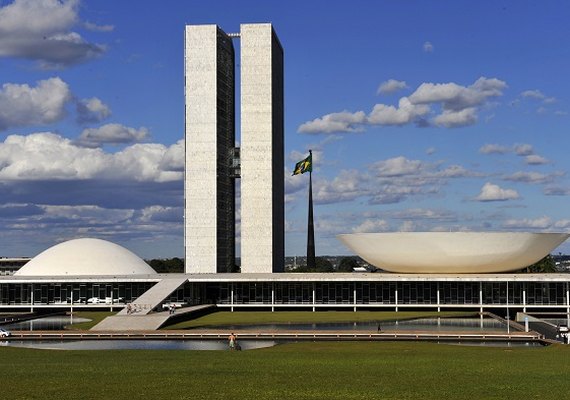 Deputados aprovam Lei de Diretrizes Orçamentárias para 2021