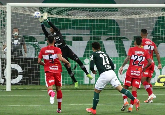 CRB vence o Palmeiras e avança para a próxima fase da Copa do Brasil
