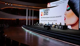 Moda dos BRICS ganha impulso econômico com fortalecimento de marcas locais