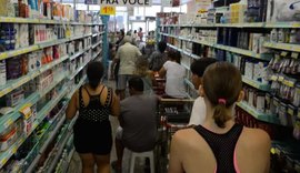 Confiança do empresário do comércio recua 1,1% em julho, aponta CNC