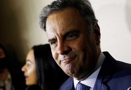 Aécio diz a Anastasia que não vai participar de atos da campanha